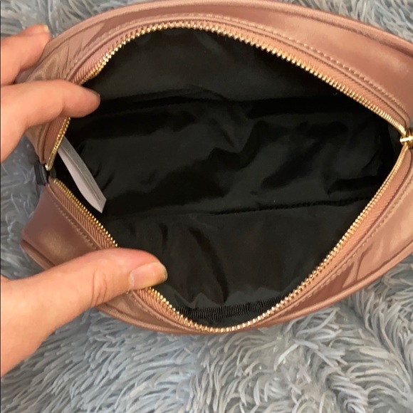 Kate spade cosmetic bag - Picture 4 of 5